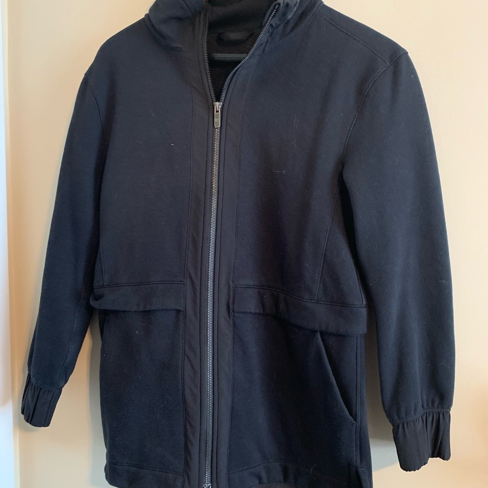 Lululemon athletic jacket - Picture 3 of 5